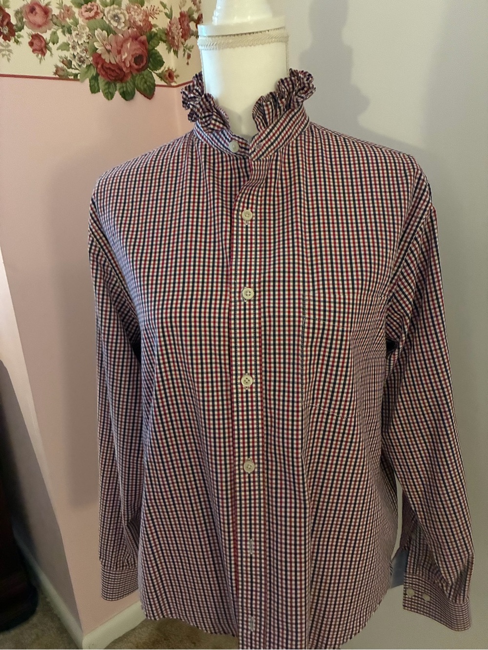 Up cycled ruffled collar shirt.